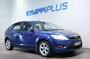 Ford Focus 1,8 125hv Trend M5 5-ovinen ** Vakkari / Autom.ilmastointi / Lohkolämmitin ** - Siistikuntoinen ja mukavasti varusteltu Focus hyvillä renkailla valmiina käyttöön!
