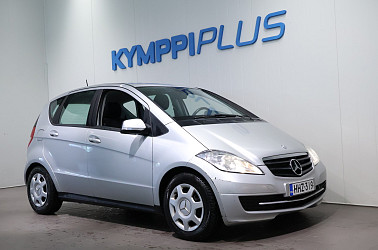 Mercedes-Benz A 170 5D **Lohkolämmitin / Koukku / Ilmastointi / Suomi-auto** - Huollettu A 170 ketjukoneella, vetokoukulla ja nastoilla – siisti ja luotettava!