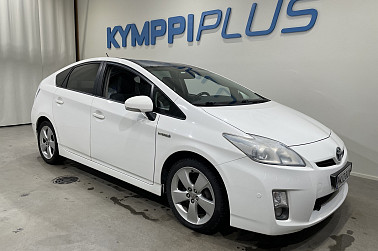 Toyota Prius HSD 5ov** Hud / P-kamera / Navi / Cruise