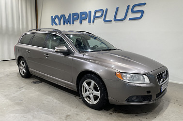 Volvo V70 D3 Momentum Business aut** Webasto / Koukku / Jakohihna vaihdettu / Juuri katsastettu