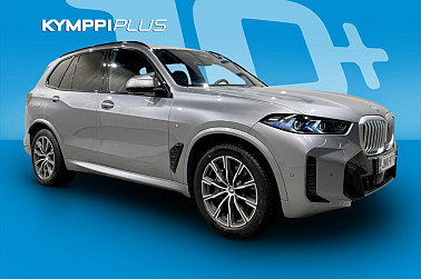 BMW X5 G05 xDrive50e A Charged Edition M Sport **Comfort access / H&K / Panoraama / HUD, Mukautuvat Led. / 360 / Koukku / Comfort nahat / 489hv - Kattavasti varusteltu ladattava maasturi pitkällä rangella ja loistavilla ominaisuuksilla!