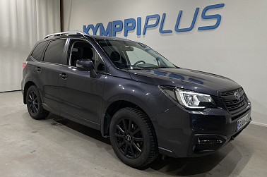 Subaru Forester 2,0i XS CVT ** Suomi-auto / Vetokoukku / Peruutuskamera / Vakkari ** - ** Sähkösäätöinen kuljettajan istuin / Xenon / Lohkolämmitin sisäpistokkeella **