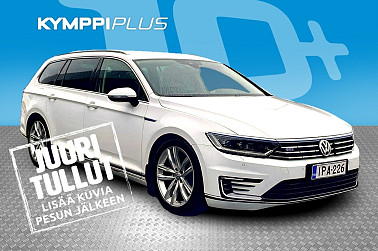 Volkswagen Passat Variant GTE Plug-In Hybrid 160 kW (218 hv) DSG-automaatti ** Webasto / Vetokoukku / Kamera / Sähköluukku - RAHOITUSKORKO tähän autoon vain 2,49% - Juuri huollettu / Adapt. cruise / LED / Urheilu-mukavuusistuin / Nahka-alcantara