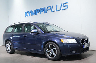 Volvo V50 1,6D DRIVe start/stop Momentum man ** Koukku / Kessy / Xenon ** - täydellinen valinta, joka tarjoaa mukavuutta, turvallisuutta ja pitkän käyttöiän