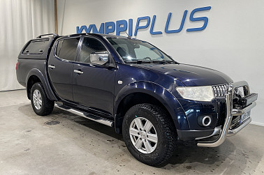Mitsubishi L200 Double Cab 2,5 DI-D Invite Plus 2-paikk. ** Juuri katsastettu / Webasto / Koukku / Vakkari ** - ** Hyvä huoltohistoria / 2x renkaat ja vanteet / Siistissä kunnossa **