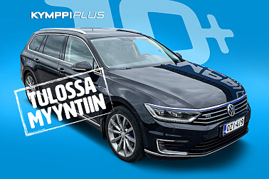 Volkswagen Passat Variant GTE Plug-In Hybrid 160 kW (218 hv) DSG-automaatti ** Digimittari / Webasto / Vetokoukku / Adapt. vakkari / Keyless / LED ** - Kattavasti varusteltu GTE Passat - tämän kohdalla ei kannata jäädä miettimään!