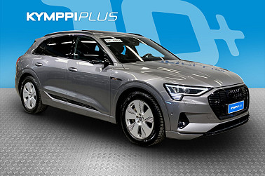 Audi e-tron 55 quattro ** B&O / 360 Kamera / Koukku / Panorama / Matrix-LED** - Huippuvarusteltu sähköauto Vantaalla – tee nopeat kaupat, ota yhteyttä!