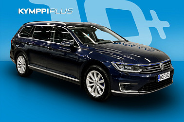 Volkswagen Passat Variant GTE Plug-In Hybrid 160 kW (218 hv) DSG-automaatti **Koukku / Webasto / Digimittaristo / ACC / LED** - Tule ostoksille KymppiPlus Vantaan toimipisteeseen – tämä yksilö on valmis sinun seuraavaksi autoksesi!