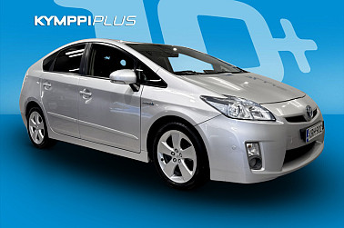 Toyota Prius HSD Premium 5ov / Vakkari / Kessy / HUD / Navi / Kamera - Luotettava, taloudellinen hybridi, alhaiset päästöt ja huoltokulut, tilava ja käytännöllinen.