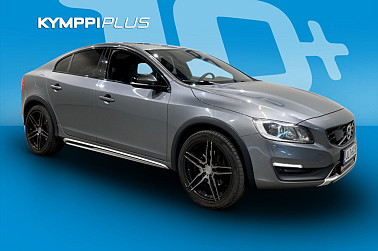 Volvo S60 Cross Country D4 AWD Summum aut** Huippuvarusteet / Harman-Kardon / Adapt.vak / Lämpöratti / VoC / BLIS / Kattoluukku - Harvinaisen hyvillä varusteilla oleva Volvo. Tule, koeaja ja ihastu!