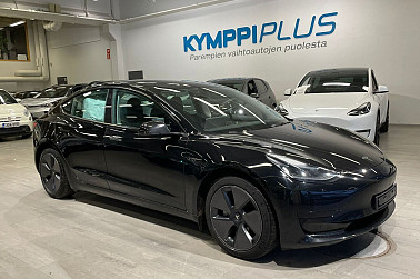 Tesla Model 3 Standard Range Plus ** Kahdet renkaat / 1 omistaja / Lasikatto / Navigointi / Peruutuskamera / ACC / LED ** - Tehokas ja taloudellinen Tesla Model 3 SR+ tarjoaa pitkän toimintasäteen ja huippuvarustelun.