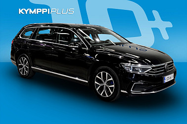 Volkswagen Passat Variant GTE Plug-In Hybrid 160 kW DSG-automaatti **Koukku / Webasto / Matrix-LED / P.kamera ** - Jos etsit autoa, joka tekee ajamisesta nautinnon eikä kuluerää – tämä on sinun Passat GTE.