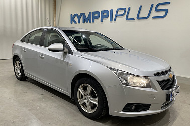 Chevrolet Cruze 4-ov LT 2,0D 120kW MT6 ** Juuri katsastettu / Juuri huollettu! / Vakkari / Suomi-auto ** - ** Lohkolämmitin / Ilmastointi / Pysäköintitutka **