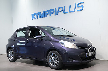 Toyota Yaris 1,33 Dual VVT-i Active 5ov ** Navi / Lohko ja sisäp. / Peruutuskamera ** - Hyvin varusteltu, luotettava Suomi-Toyota: navi, peruutuskamera, penkinlämmittimet ja Bluetooth.