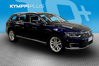 Volkswagen Passat Variant GTE Plug-In Hybrid 160 kW (218 hv) DSG-automaatti ** / Webasto / Kessy / Vetokoukku / ** - RAHOITUSKORKO tähän autoon vain 2,49% - P. Kamera / Led / Acc /