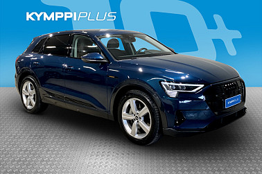 Audi e-tron Advanced 50 quattro - 2 X Renkaat kevytmetallivantein / Vetokoukku / ACC / Peruutuskamera / Navi / Tutkat / Nahat