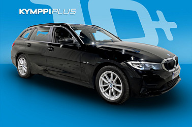 BMW 320 G21 Touring 320e xDrive A Charged Edition** SoH 93,2 / Koukku / Hifi / Comfort access / CarPlay / Led / Digimittaristo