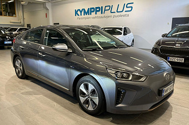 Hyundai IONIQ electric 38 kWh 136 hv Style ** Keyless / Lämpöpumppu / Kattoluukku / ACC / LED / Peruutuskamera ** - Sähköinen esilämmitys, lämpöpumppu ja kattavat varusteet tekevät ajosta mukavaa.