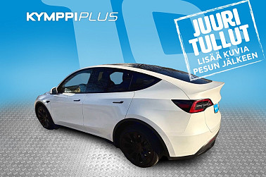 Tesla Model Y Long Range ** / Lämpumppu / ACC / Lasikatto / Premium Audio / ** - Tehdastakuu / Ratinlämmitin / Matrix Led /