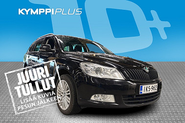 Skoda Octavia Combi 2,0 TDI 140 4x4 Elegance DSG Autom. - Koukku / Cruise / Lohko sisähaaralla / Xenon / Navi