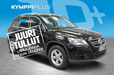 Volkswagen Tiguan Sport & Style 2,0 TDI 103 kW, Tiptronic-autom. 4MOTION * Lasikatto / Nahkasisusta / Webasto * - Vetokoukku / Vakkari / Suomi-auto / Juuri huollettu!