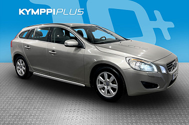Volvo V60 D3 Momentum aut **Suomi-auto / Xenon / Webasto / Vakionopeudensäädin** - RAHOITUSKORKO tähän autoon vain 1,99% - Kahdet renkaat / Isofix / Bluetooth