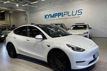 Tesla Model Y Performance**Lämpöpumppu / 2 x renkaat kevytmetallivantein / Perustason Autopilot / Vetokoukku / Premium Audio** - Tesla Model Y Performance 2022 – Tehoa, tyyliä ja teknologiaa parhaimmillaan!