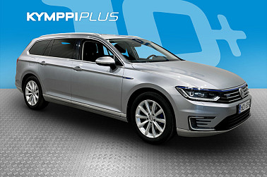 Volkswagen Passat Variant GTE Plug-In Hybrid 160 kW (218 hv) DSG-automaatti ** Digimittari / Webasto / Vetokoukku / Adapt. vak / Peruutuskamera ** - ** CarPlay / LED / Sähkökontti **