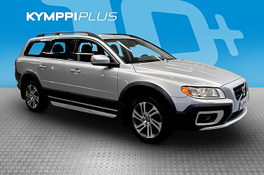Volvo XC70 D5 AWD Summum aut * Uudet kesärenkaat / Juuri leimattu! * - Koukku / Navi / Webasto / Muistipenkki / Nahat