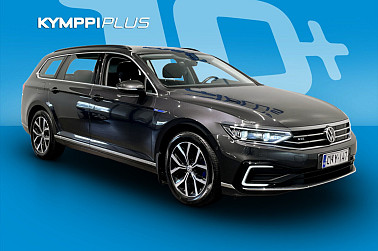 Volkswagen Passat Variant GTE Plug-In Hybrid 160 kW DSG-automaatti ** Matrix / Adapt. Vak / Kessy ** - Tehokas, tilava ja ympäristöä kunnioittava kumppani matkallesi.