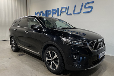 Kia Sorento 2,2 CRDi SCR AWD Business Luxury A/T 5P ** Suomi-auto / Vetokoukku / HUD / Harman & Kardon / 360° Kamera ** - ** Lämpöratti / Ilmastoidut & Lämmitettävät penkit / Adapt. vak / Panorama **