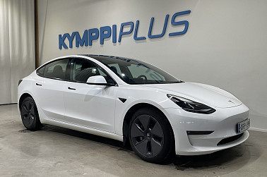 Tesla Model 3 Long Range **  Vetokoukku / Valkoinen / Matrix LED ** - ** SoH 92,5% / AMD Ryzen / Akuston tehdastakuu / Lämpöpumppu / Akuston esilämmitys **