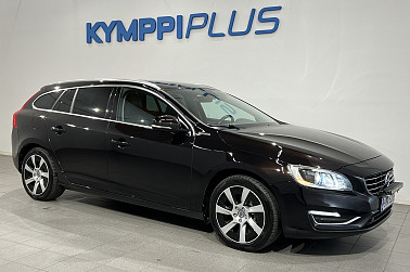 Volvo V60 D6 AWD Summum plug in hybrid aut **Xenon / Webasto / Nahkaverhoilu / Vetokoukku** - 2x renkaat ja vanteet / Navigointi / Peruutuskamera / Sähköinen kuljettajan istuin muistilla