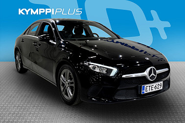 Mercedes-Benz A 180 A sedan Business Style ** BI-LED-ajovalot / Urheiluistuimet / Apple CarPlay / Peruutuskamera ** - Tämä Mercedes tarjoaa luokkansa parasta ajomukavuutta ja vakautta – täydellinen yhdistelmä premium-tunnelmaa ja turvallisuutta.