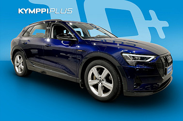 Audi e-tron 55 quattro** Adapt.vak / Koukku / CarPlay / Ilmajousitus - Koe sähköisen liikkumisen tulevaisuus tyylillä ja mukavuudella.