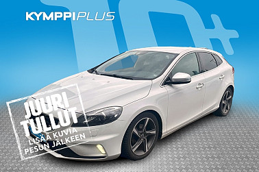 Volvo V40 D2 R-Design ** / Webasto / Tutka / Puolinahat / ** - RAHOITUSKORKO tähän autoon vain 1,99% - Juuri huollettu / Uudet kesärenkaat /