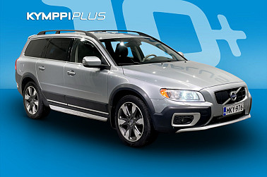Volvo XC70 D5 AWD Summum aut ** Xenon / Acc / Webasto / Koukku / Dynaudio / Tuuletetut etuistuimet ** - Hyvin huollettu Volvo XC70 D5 AWD Summum – neliveto, nahkaverhoilu, Webasto, turbo uusittu