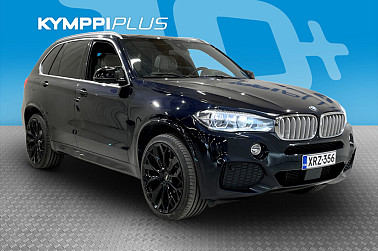 BMW X5 F15 xDrive40e A M-Sport **ACC / Comfort-Istuimet /  Lasikatto / Harman & Kardon / HUD / Koukku / Kamera / Comfort Access - Aviloo Flash akkutesti: 85%/100%