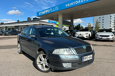Skoda Octavia 2,0 FSI Elegance Aut * Suomi-auto / Vakionopeudensäädin / Xenon * - Skoda Octavia 2.0 FSI Elegance Aut. – tyylikäs, tilava ja suorituskykyinen klassikko! 150 hv, automaatti, hyvä varustelu ja ajomukavuus.