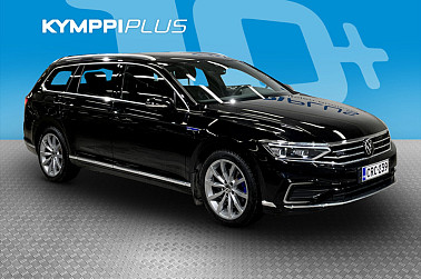 Volkswagen Passat Variant GTE Plug-In Hybrid 160 kW DSG-automaatti **Koukku / Webasto / Matrix LED / ACC / P.Kamera ** - Akkutestattu ladattava hybridi – nopeat kaupat ja rahoitus edullisella korolla!