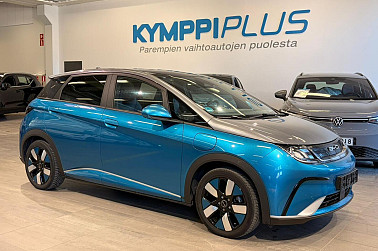 BYD Dolphin Design ** Tehdas takuu / ACC / Lasikatto / LED / 360 kamera / Lämpöpumppu / Nahat ** - Ketteryys ja monipuolisuus sähköisessä hatchbackissa