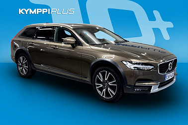 Volvo V90 Cross Country D4 AWD Pro aut * 360 Kamera / LED / HUD / VOC / ACC / Nahat / Webasto / Kääntyvä koukku * - Tyylin, voiman ja mukavuuden täydellinen liitto. Valmiina viemään sinut minne vain, kaikissa olosuhteissa.
