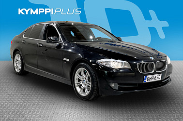 BMW 523 A F10 Sedan - ** Vakkari / Prof.Navi / 2x renkaat ja vanteet / Comfort Access / Kattoluukku **