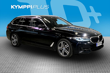 BMW 530 G31 Touring 530e xDrive ** Vetokoukku / Adaptiiviset LED / ACC / Panorama / HiFi ** - RAHOITUSKORKO tähän autoon vain 2,49% - Aviloo Flash Akkutesti 87,4%