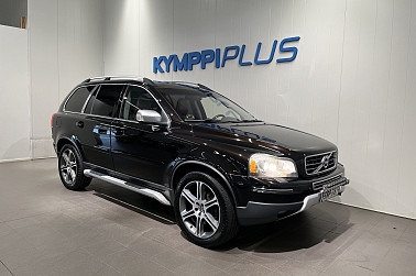 Volvo XC90 D5 AWD Executive aut ** Webasto / Hieronta / Kattoluukku / P.kamera / Vetokoukku ** - Nyt on todella harvinaista herkkua tarjolla - Uskomattoman upea XC90 Executive