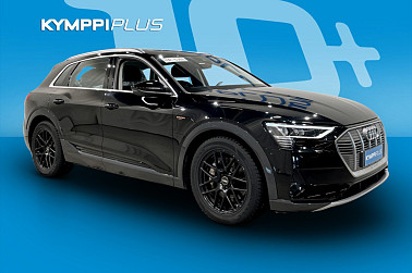 Audi e-tron 55 quattro ** Adapt. vak / Ilma-alusta / Sähköpenkit / Vetokoukku / LED / Navi ** - Sähköistä ajonautintoa - tämä on juuri sinulle!