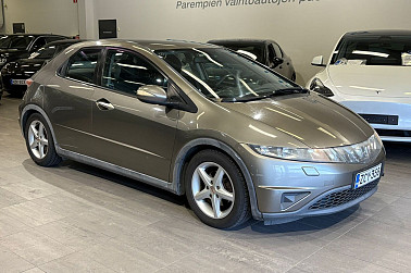 Honda Civic 5D 1,8i Comfort Business ** Kahdet renkaat / Huoltohistoria / Ilmastointi **