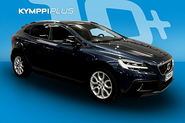 Volvo V40 Cross Country D3 Business aut * ACC / Webasto / LED / BLIS * - Volvo V40 Cross Country D3 Business aut. – tyylikäs, turvallinen ja taloudellinen diesel automaatti! Korkea maavara ja kattavat varusteet.