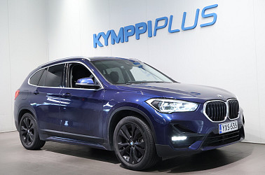 BMW X1 F48 xDrive25e A Charged Edition Sport ** Adap.vakkari / Adap.LED / Hifi / Navigointi / Sähköluukku - Tämä tyylikäs ja hyvin varusteltu ladattava hybridi tarjoaa täydellisen yhdistelmän suorituskykyä, mukavuutta ja nykyaikaista teknologiaa.