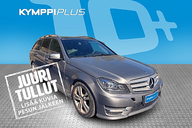 Mercedes-Benz C 300 CDI BE T 4Matic A AMG-Styling ** Lasikatto / Xenon / Moottorilämmitin / Puolinahat / Navigointi - RAHOITUSKORKO tähän autoon vain 1,99% - Ajomukavuus, talviturvallisuus ja näyttävä ulkonäkö yhdessä klassisessa Mercedes-paketissa!